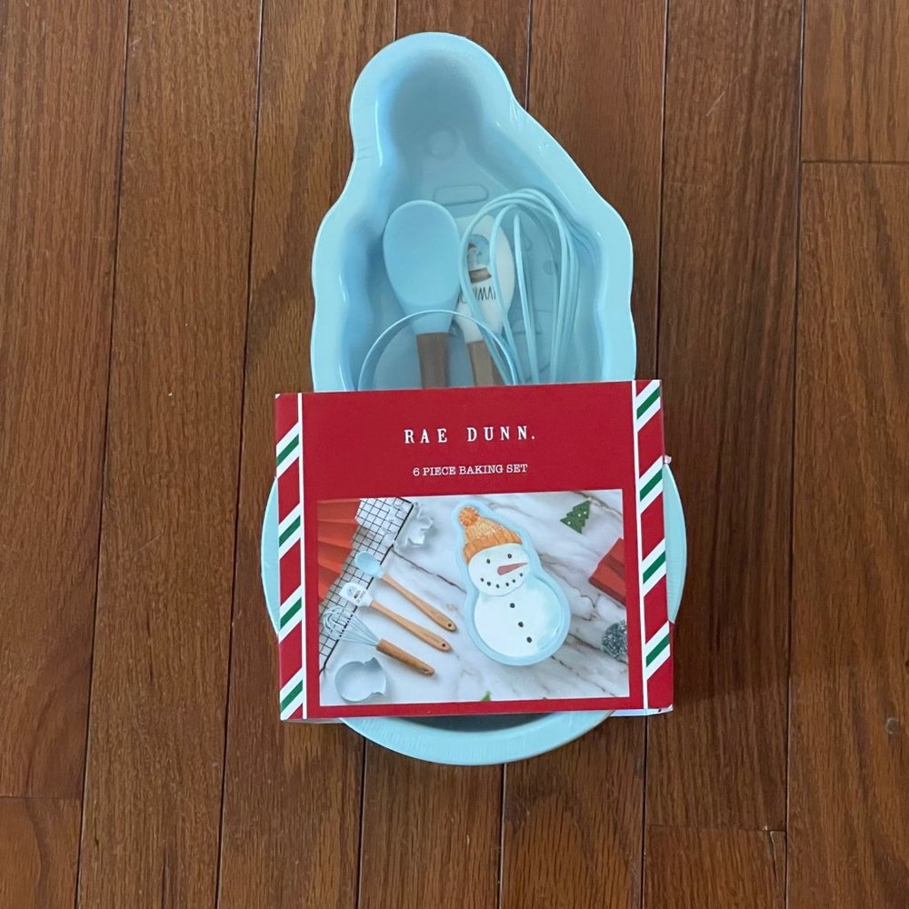 New Rae Dunn Snowman 6 Piece Baking Set